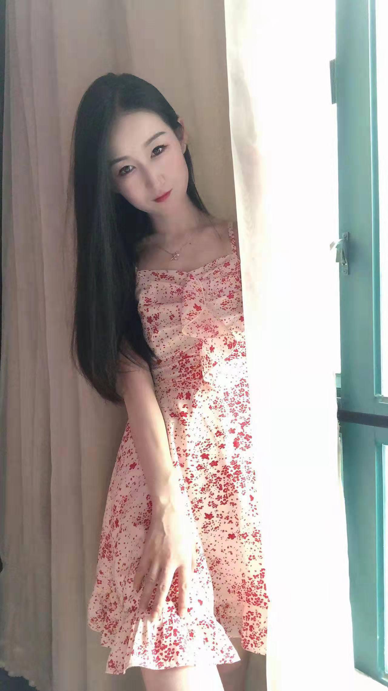 海珠邻家小妹七月